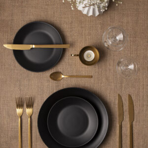 Dinnerware set (plates, bowls, cutlery)